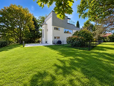 Duplex dâexception dans une villa dâinspiration Le Corbusier